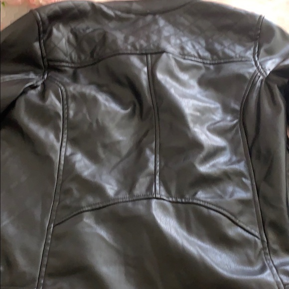 Faux leather jacket - Picture 4 of 4